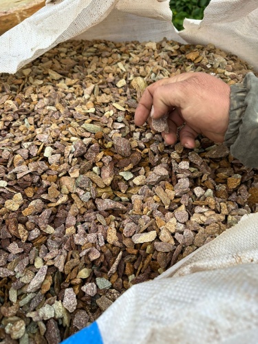 Златолит персиковый декоративная каменная крошка купить в Хабаровском крае