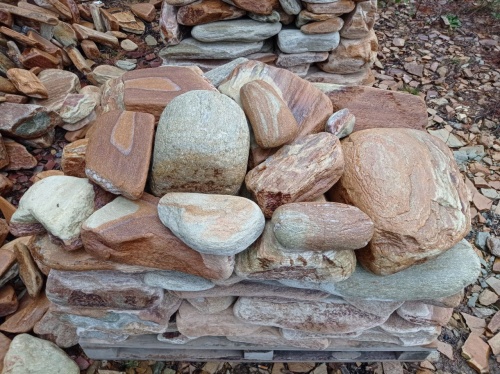 Златолит жёлтый, жёлто-зелёный глыбки и валуны для ланшафтного дизайна купить в Хабаровском крае