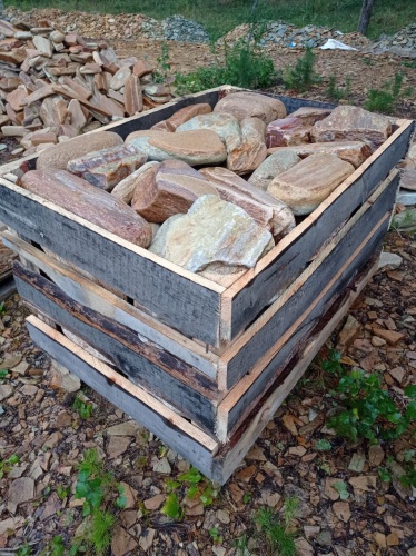 Златолит жёлтый, жёлто-зелёный глыбки и валуны для ланшафтного дизайна купить в Хабаровском крае