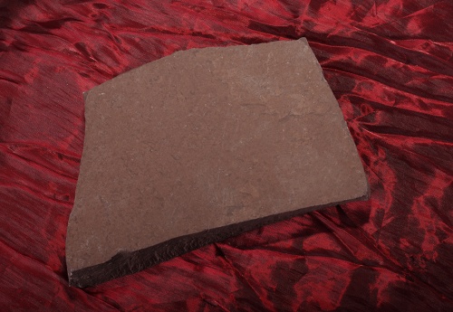 Плитняк лемезит бордовый для цоколя 1,5-2 см купить в Хабаровском крае