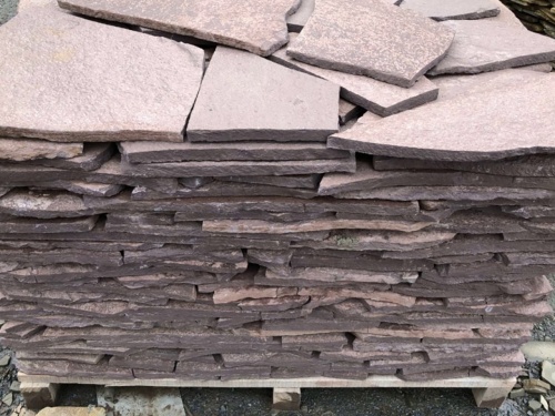 Плитняк лемезит бордовый для облицовки цоколя 20-25 мм  купить в Хабаровском крае