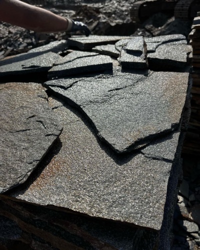 Плитняк златолит серебристый для фасада купить в Хабаровском крае