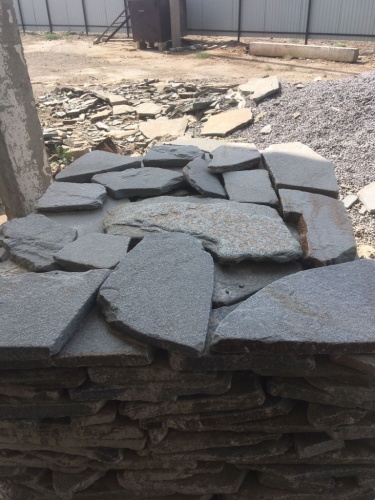 Златолит серебристый галтованный для лестниц купить в Хабаровском крае